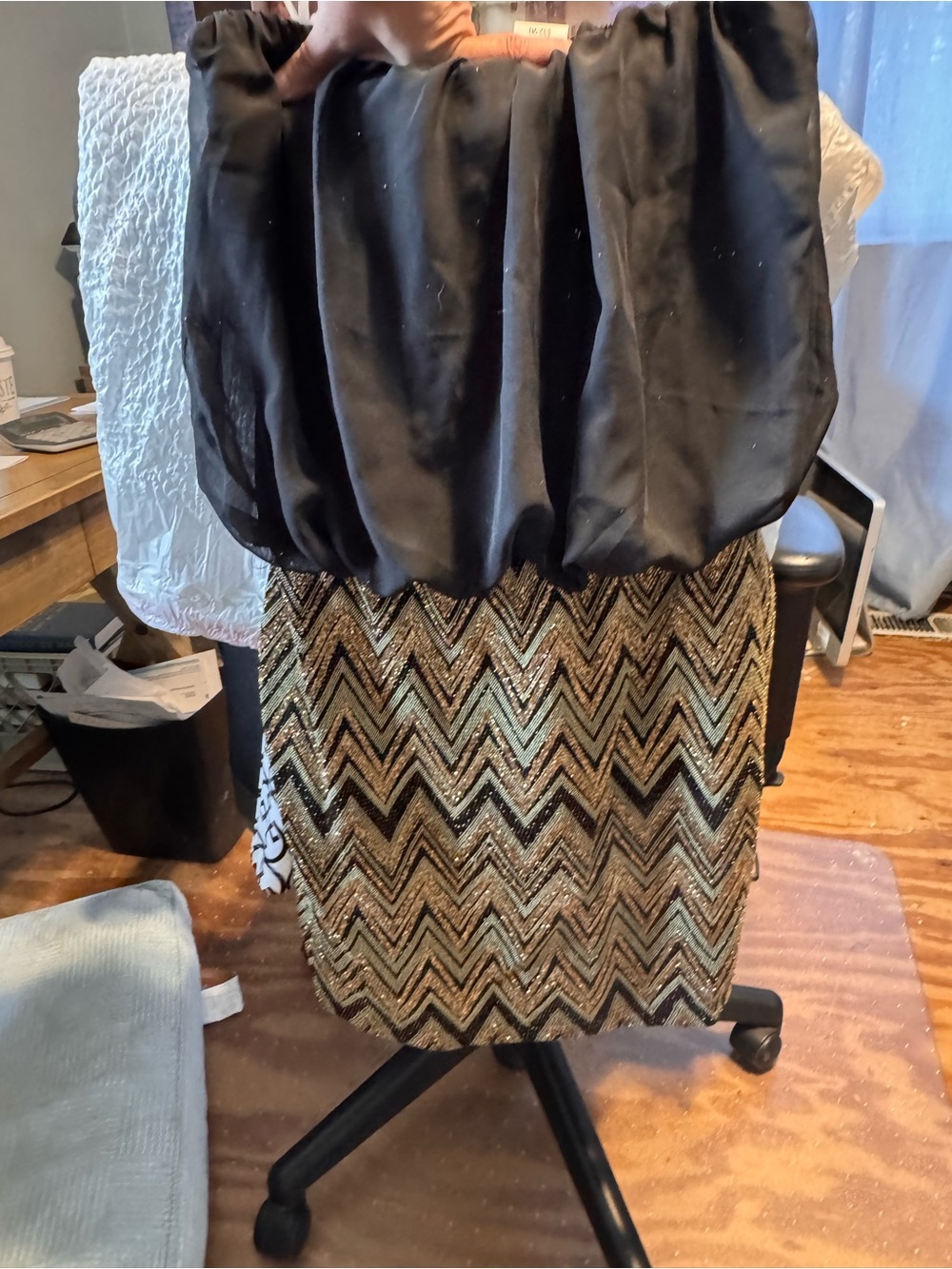 Wet Seal Gold Chevron Sequin Pencil Skirt